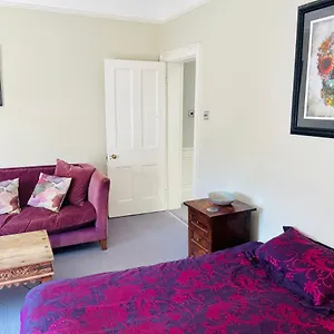 Beautiful Private 2 Bedroom In Mansion With Free Parking , Hove Royaume-Uni